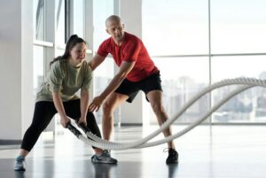 Κοπέλα με σύνδρομο Down κάνει γυμναστική